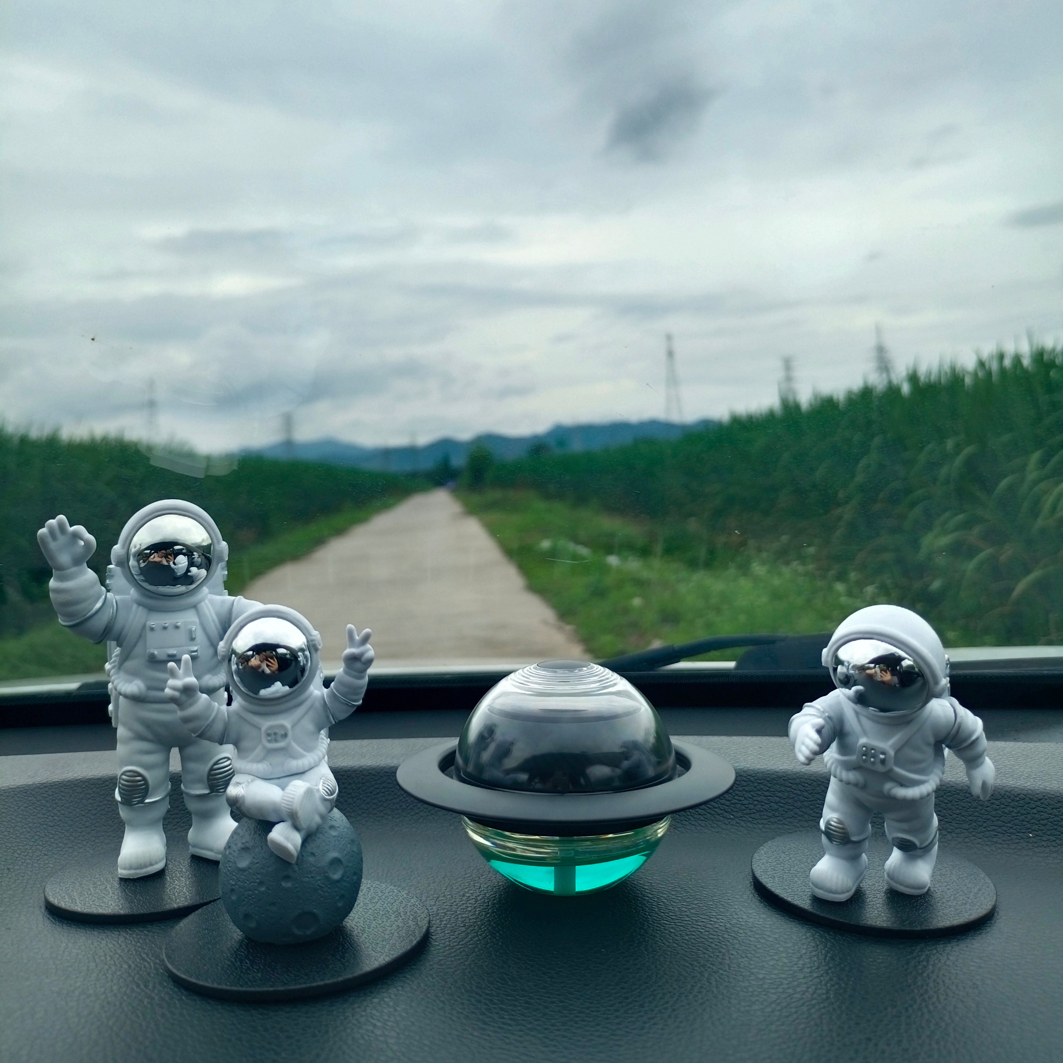 Ornement de voiture solaire Astronaute Planète Parfum