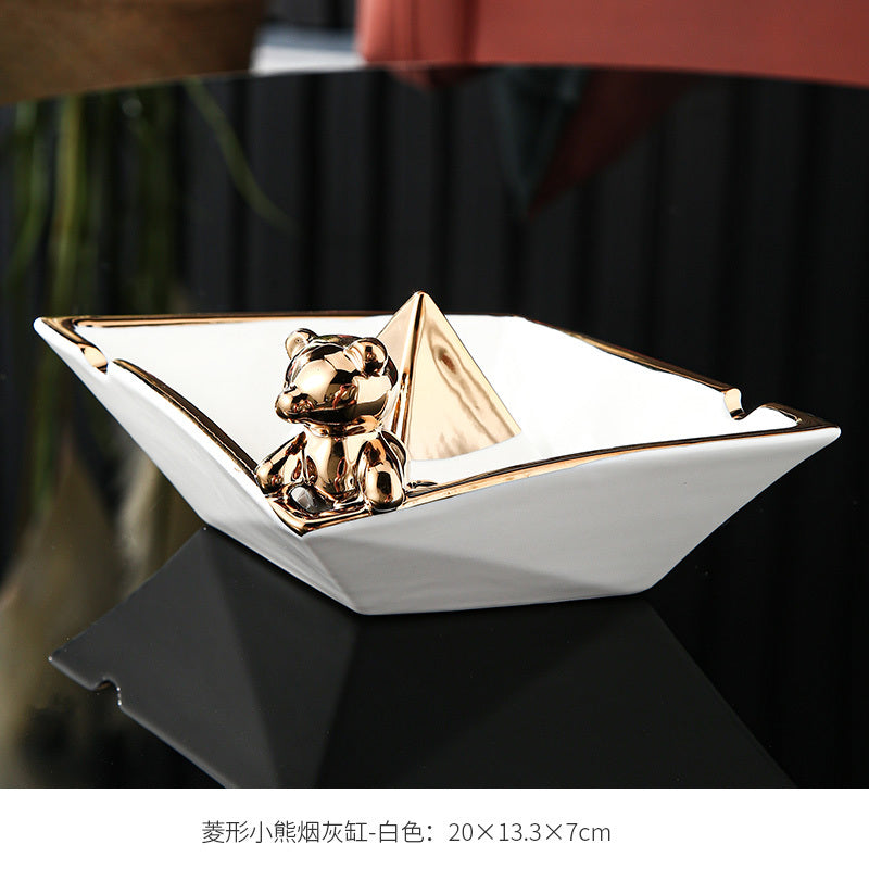 Ceramic Bear Ashtray, Light Luxury, Modern Creative Personality, KTV Hotel Office