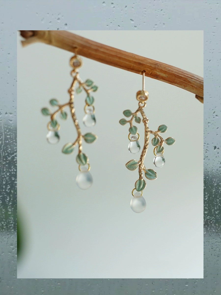 Boucles d'oreilles pendantes tendance pour femmes