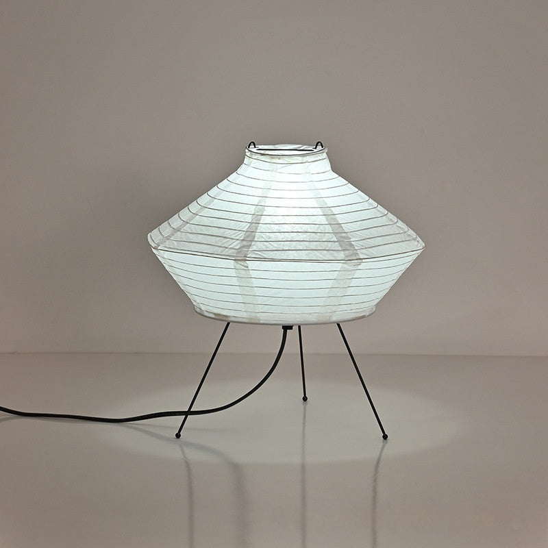 Lampe de table verticale créative en papier de riz de style japonais pour chevet