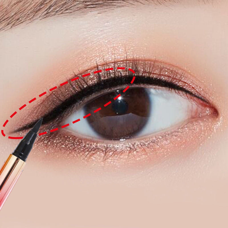 Stylo eyeliner waterproof et longue tenue