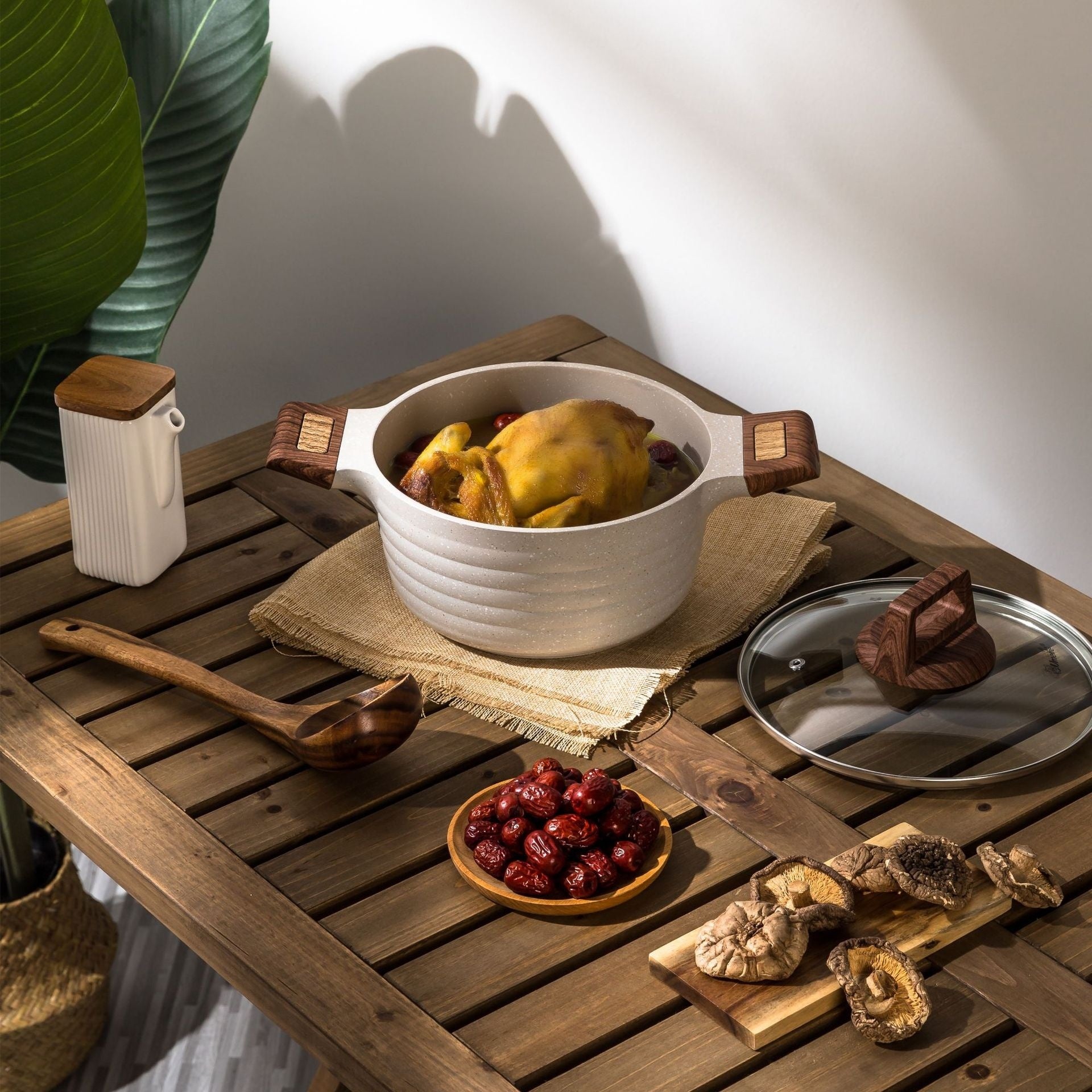 Household Non-stick Binaural Stew Pot
