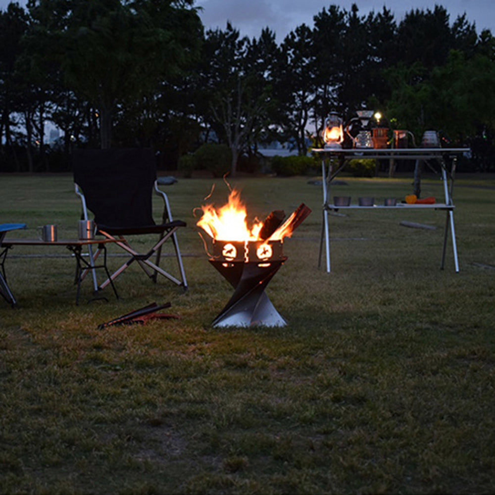 Chauffage de feu de camp de camping en plein air