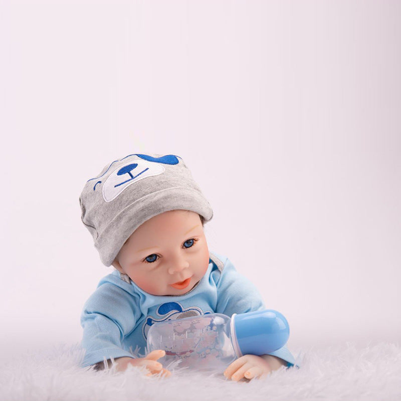Poupée de simulation de bébé