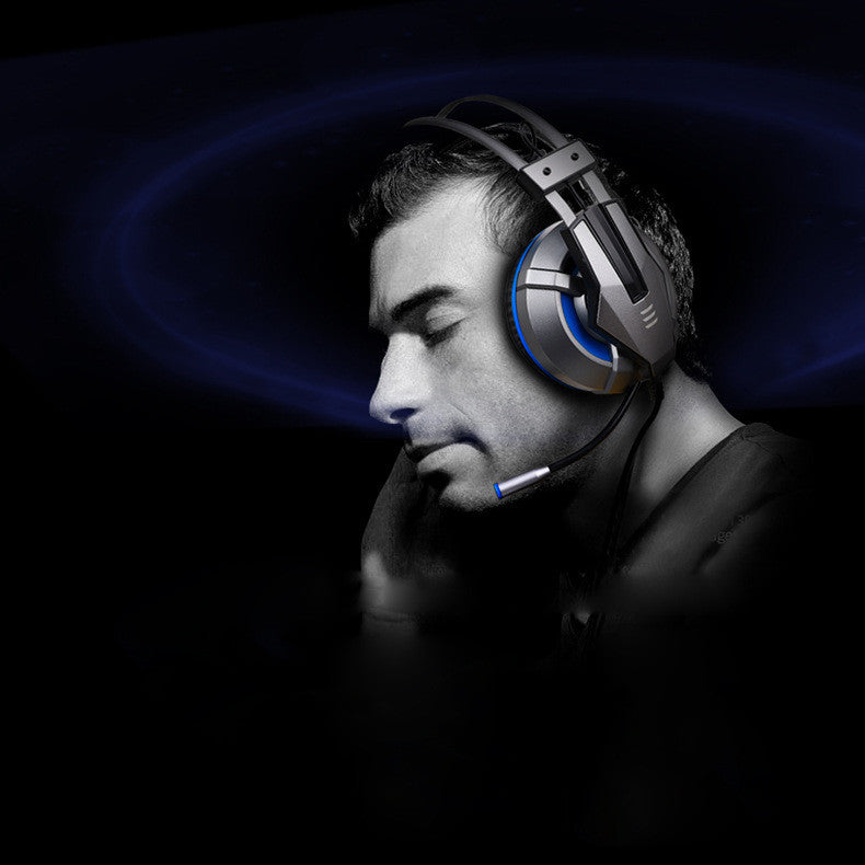 Casque de jeu lumineux sur l'oreille