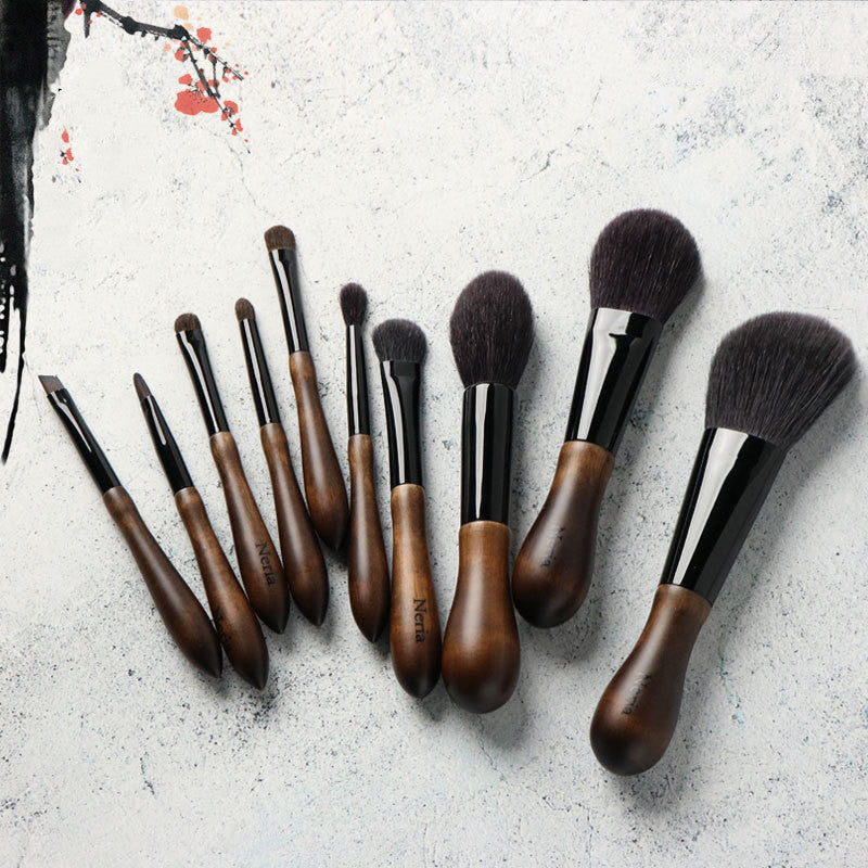 Complete Set Of Makeup Tools For Beginners