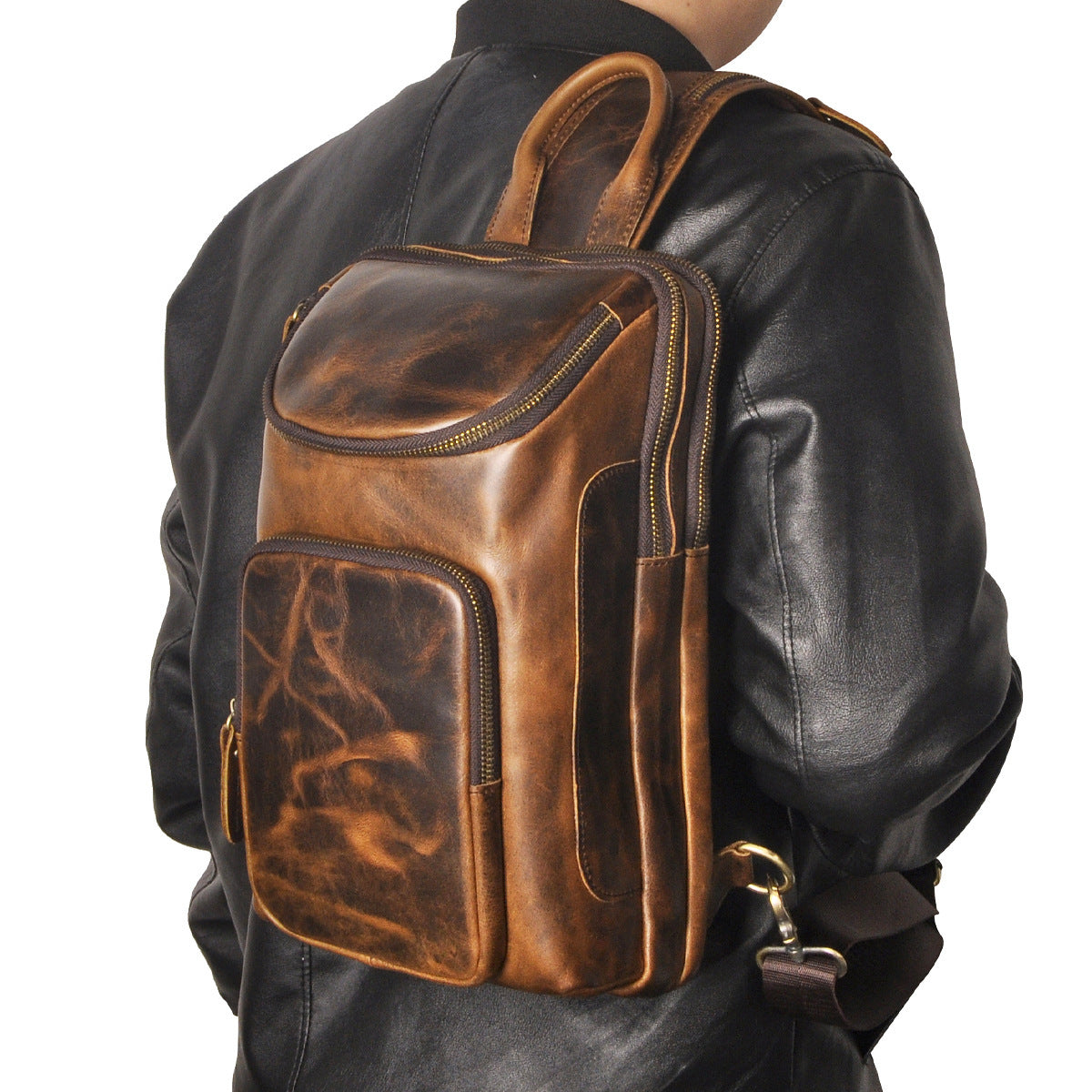 Sac de poitrine rétro pour homme en cuir de vachette « Crazy Horse »