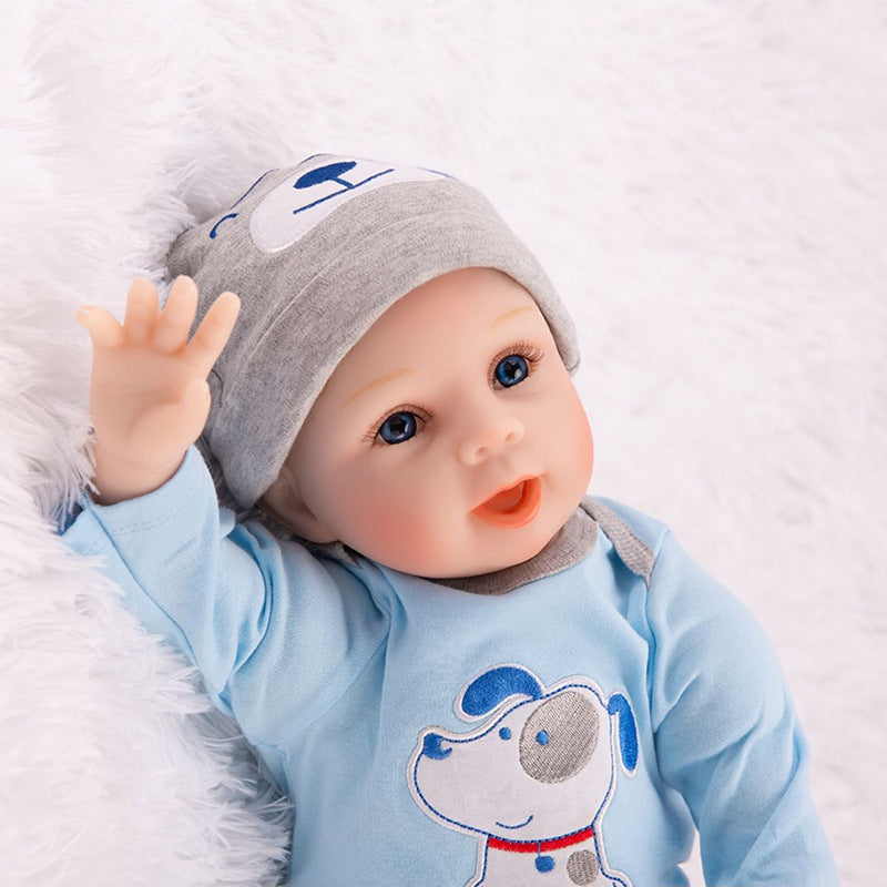 Poupée de simulation de bébé