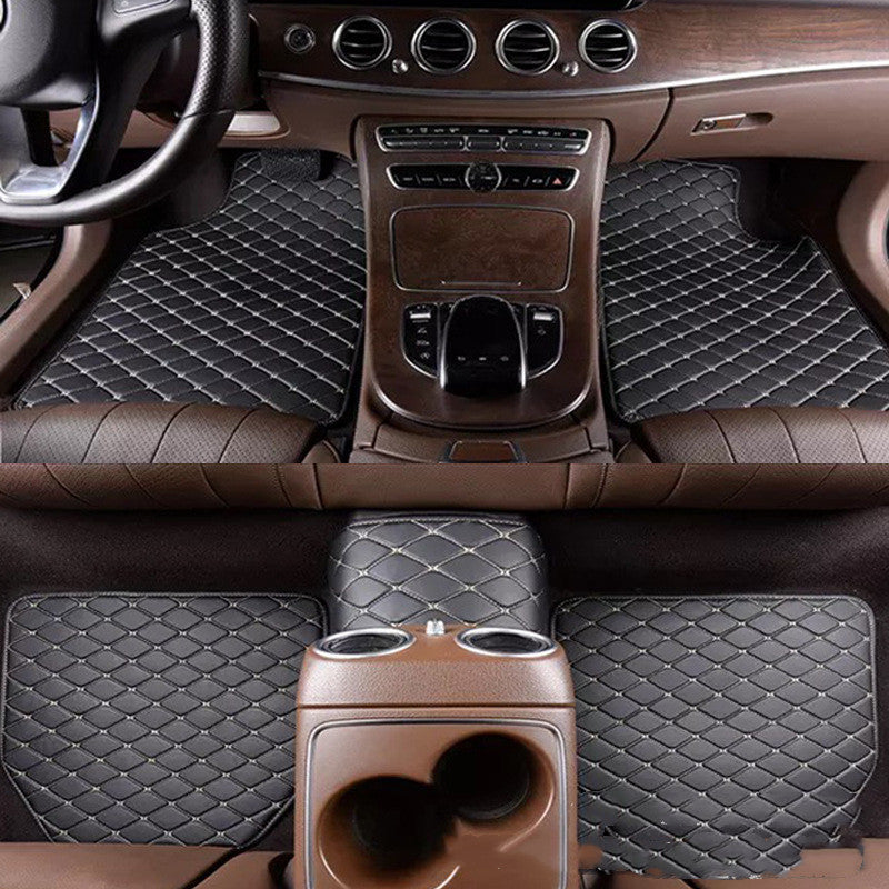Tapis de pied universel en cuir matelassé brodé pleine couverture avec gouvernail droit