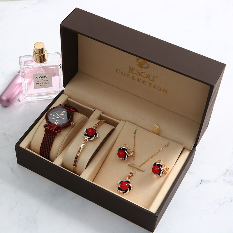 Ensemble de cinq montres coréennes, style simple et tendance