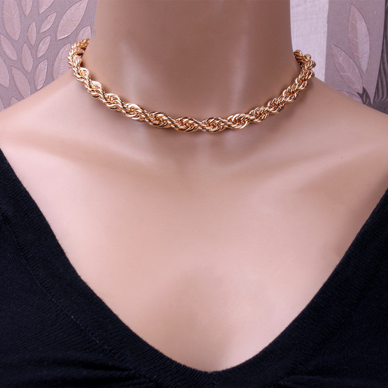 IngeSight.Z Goth Collier ras du cou gothique en métal torsadé simple et minimaliste