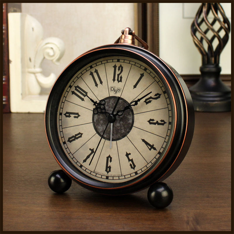 Retro European Pastoral Alarm Clock creative Student Clock Table American Small Table Clock