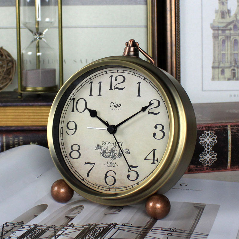Alarm Clock Creative Silent Clock Retro European-style Clock Pendulum