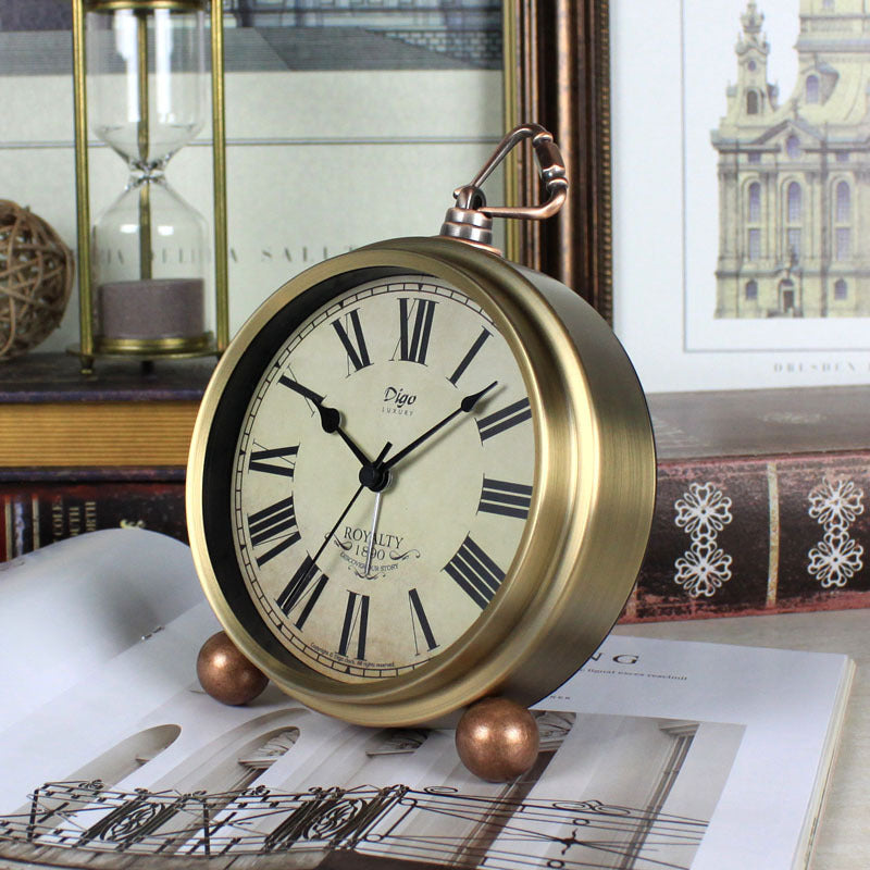 Alarm Clock Creative Silent Clock Retro European-style Clock Pendulum
