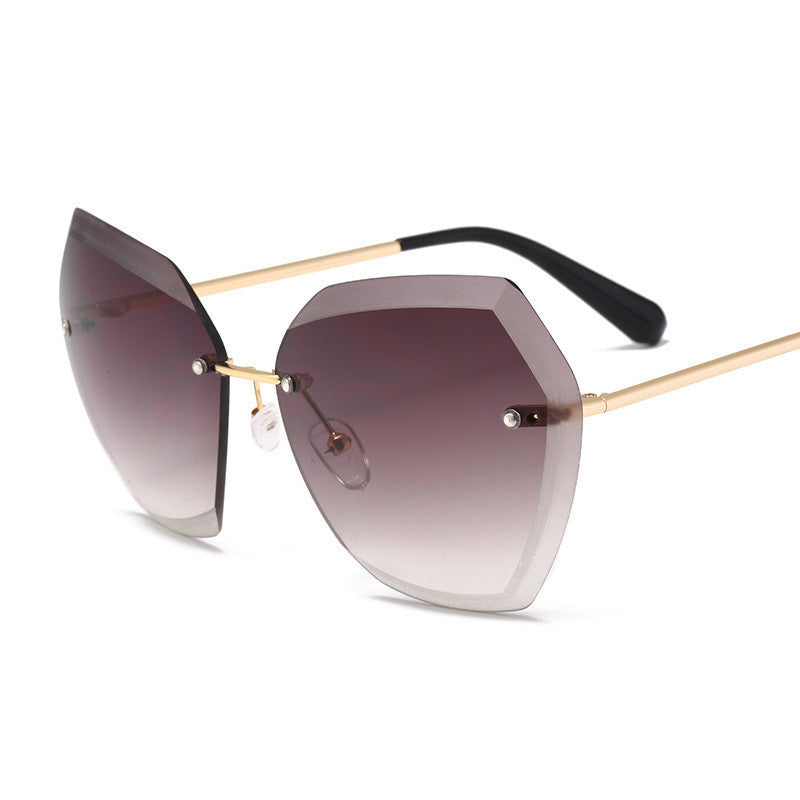 Ocean Piece Sunglasses European And American Trend Glasses Cut-edge Sunglasses