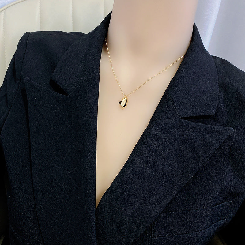 Fresh Three-Dimensional Irregular Necklace Temperament
