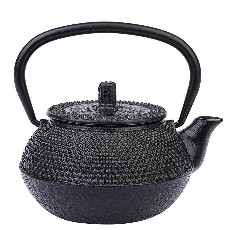 Théière en fonte antique pour faire du thé, pot unique