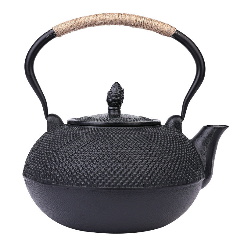 Théière en fonte antique pour faire du thé, pot unique