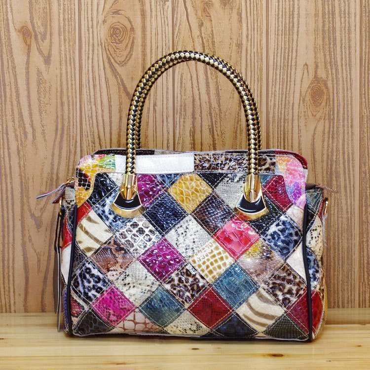 Sac bandoulière portable en cuir à motif serpent, coutures de couleur contrastée, pour femme