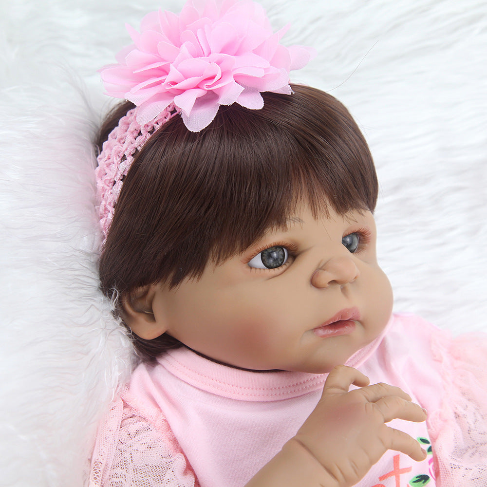 55cm Full Body Black Skin Doll Simulation Rebirth Baby Doll Can Be Washed In Water and Sold Quickly