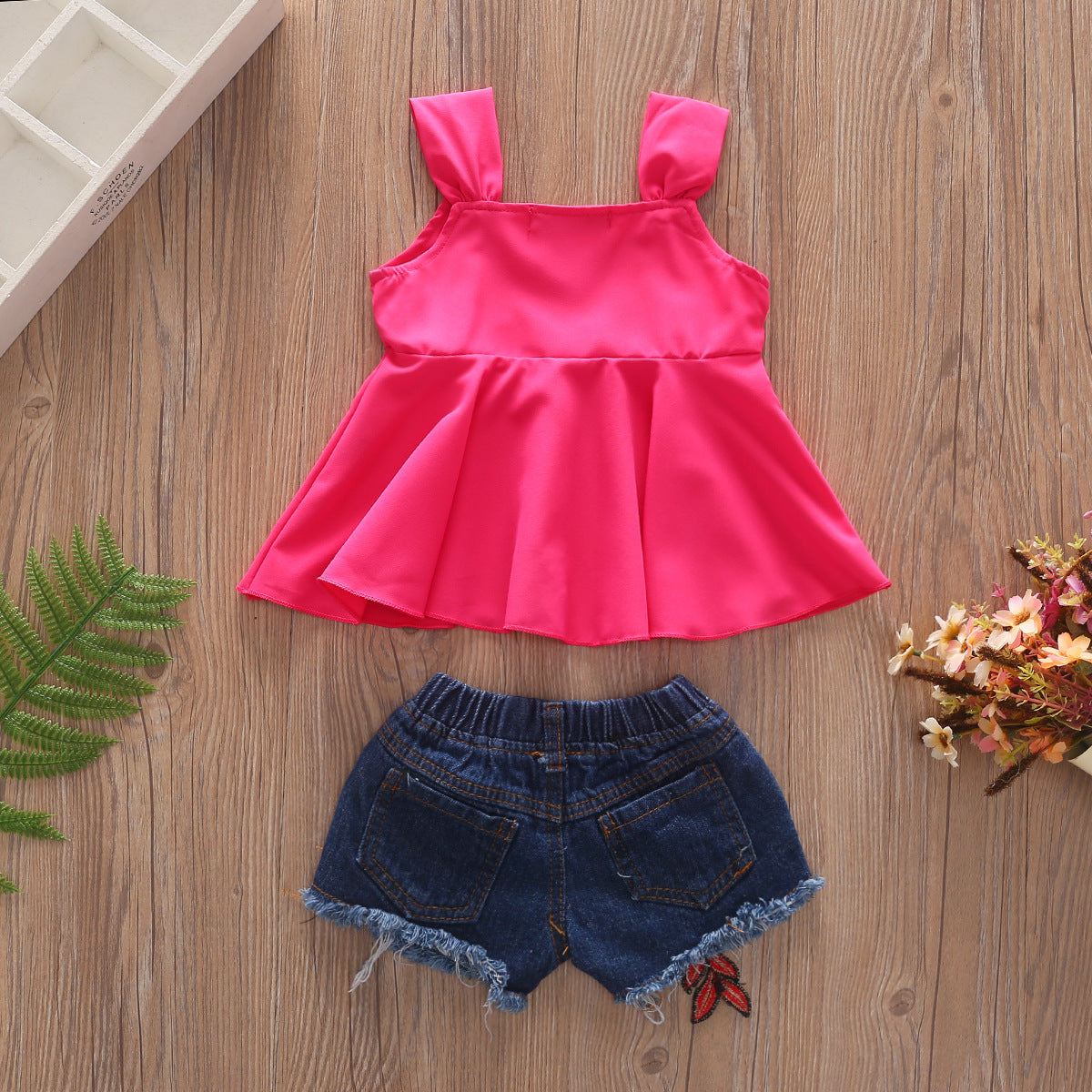 European And American Hot Selling Girls Sling Strapless Top Rose Denim Ripped Shorts Suit
