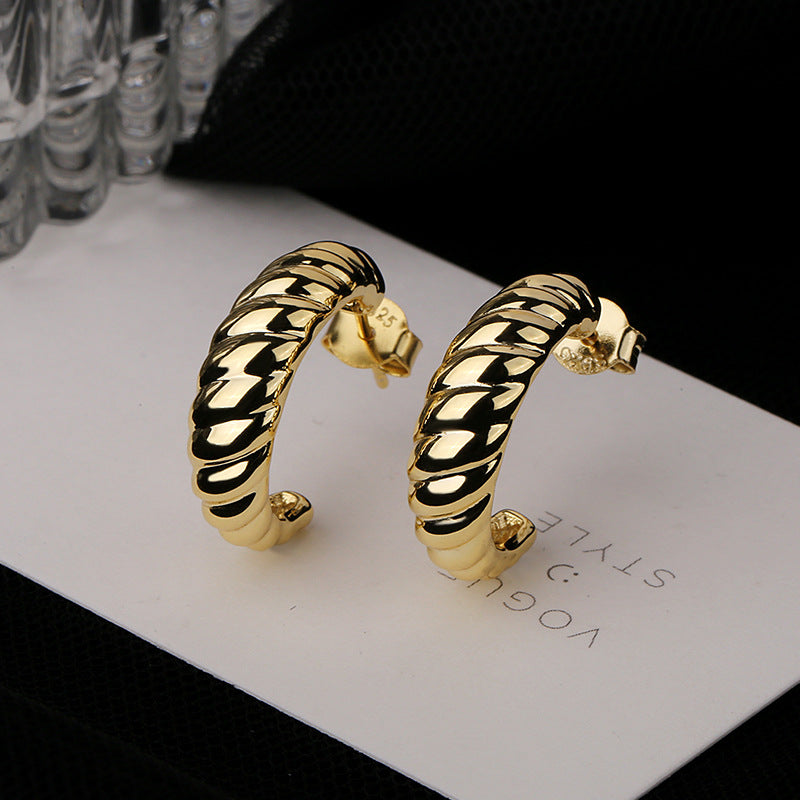 Fashion Metal Thread Twist Croissant Earrings