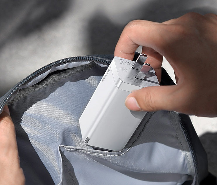 Three-port Portable Mobile Phone Charger With Charging Head