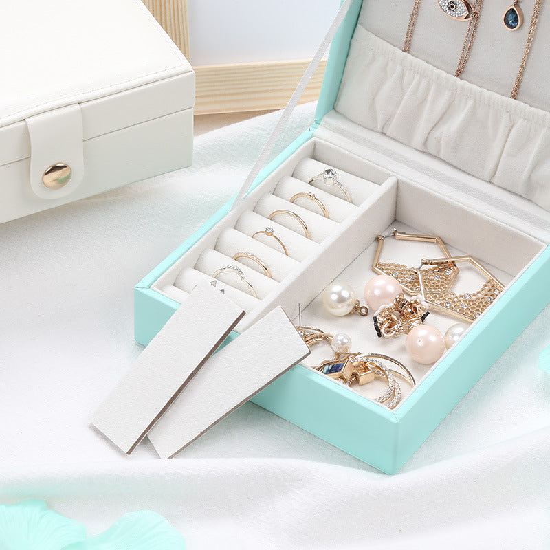 Boîte de rangement de bijoux carrée portable en cuir PU, boîte de finition pour bagues et bracelets
