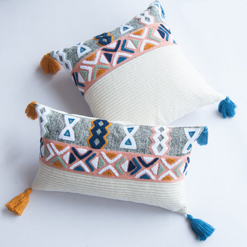 Housse de coussin à pampilles brodée de style bohème pour dossier