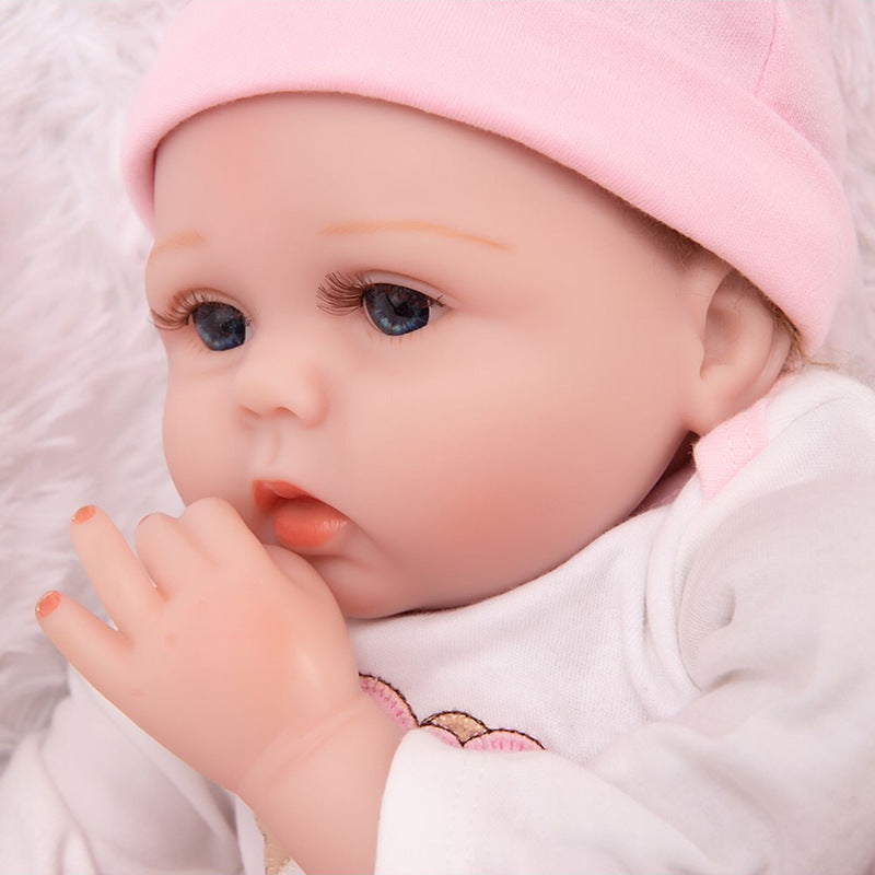 Poupée de simulation de bébé