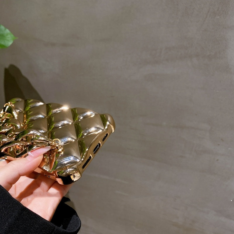 Very Cold Golden Chain Phone Case