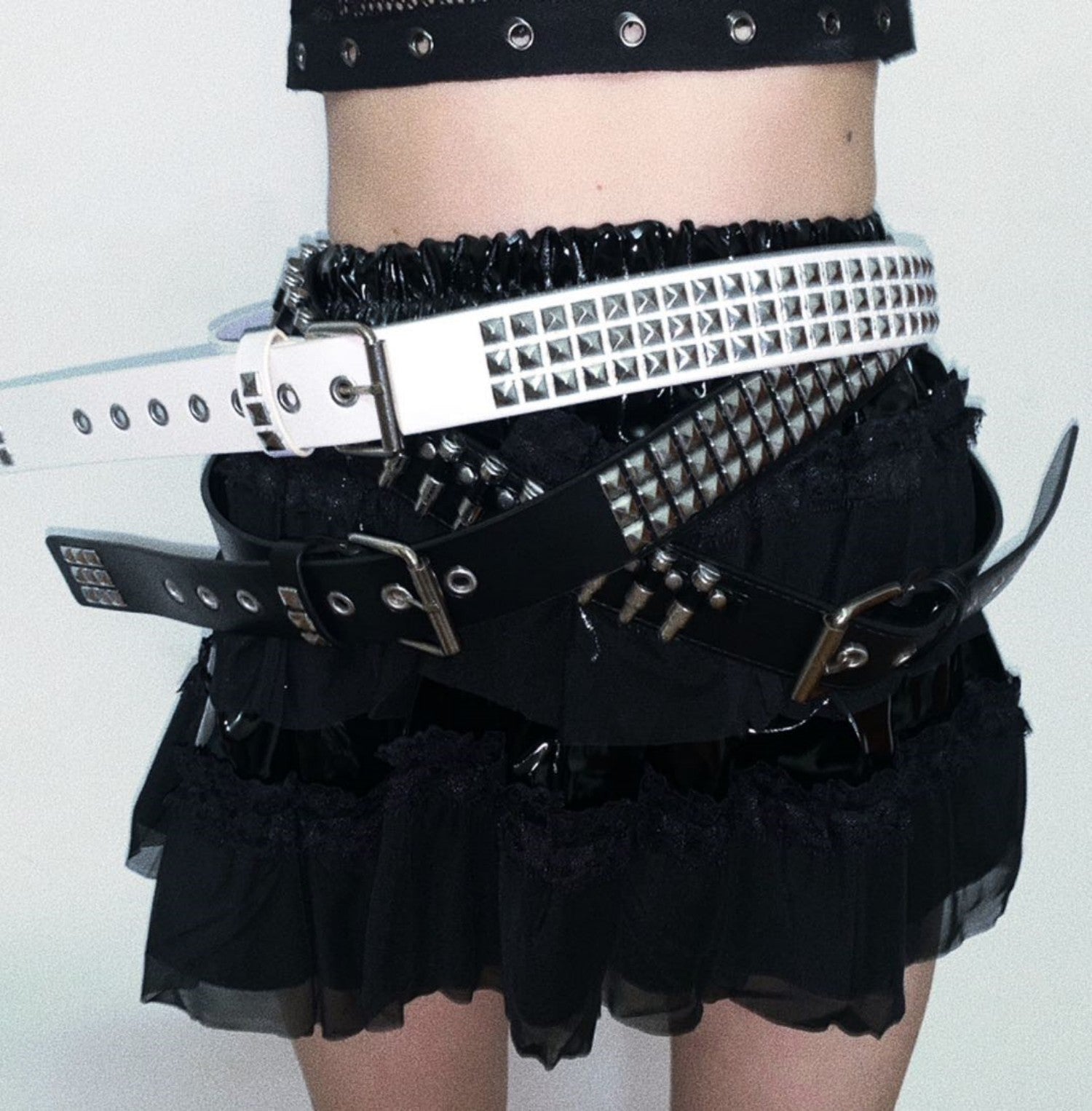 Ceinture taille basse style punk-rock