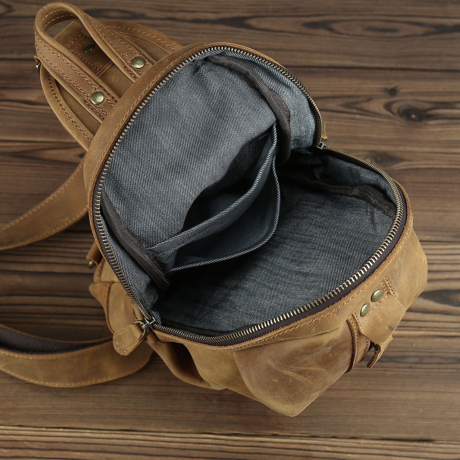 Sac de poitrine en cuir grande capacité pour homme