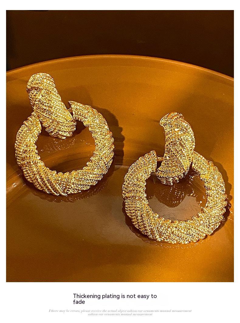 Exaggerated High-grade Round Ring Earrings Simple Graceful Elegant Light Luxury
