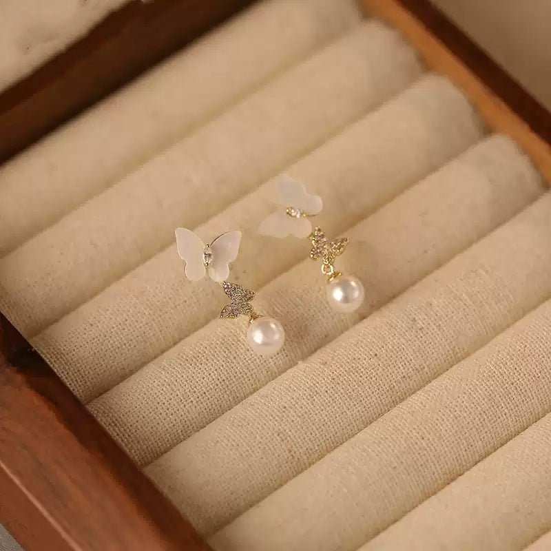 Pearl Beautiful Stud Earrings Summer Refined Wild Earrings Women