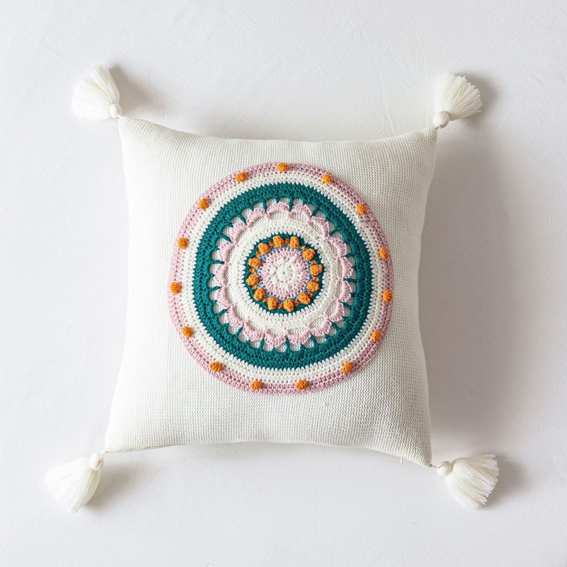 Housse de coussin tricotée à pompons pour canapé