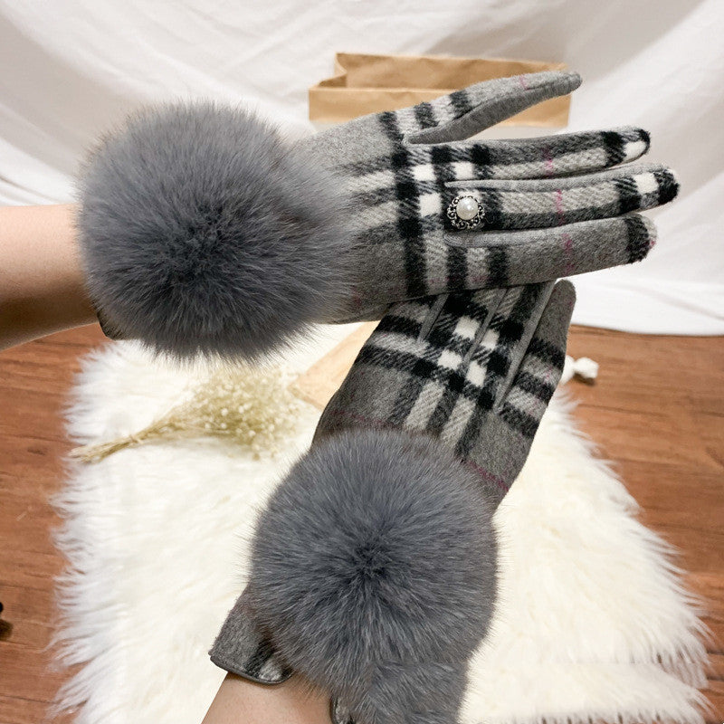 Gants à doigts en laine et cachemire avec boule de fourrure de renard oversize et motif écossais asymétrique