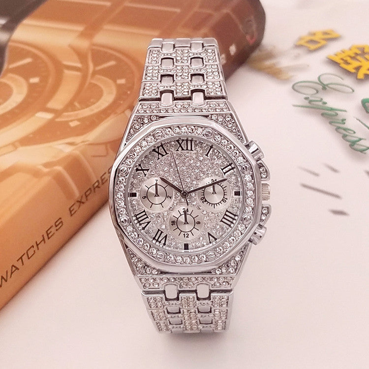 Montre en quartz gypsophile à trois yeux en diamant