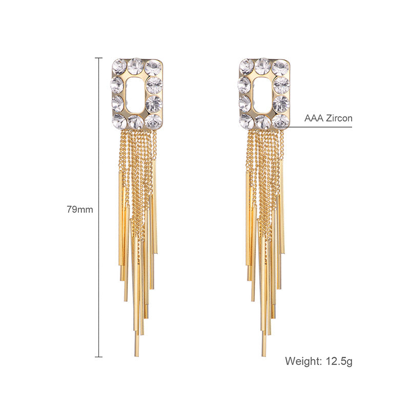 Boucles d'oreilles exagérées de personnalité, les tendances de la mode sont irrégulières