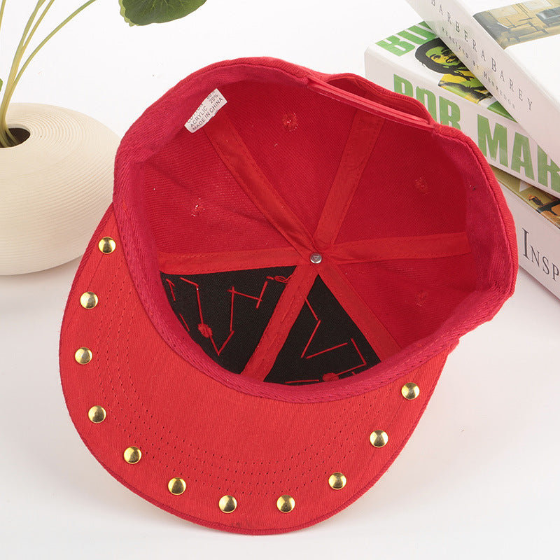 Casquette de baseball à ailes cloutées