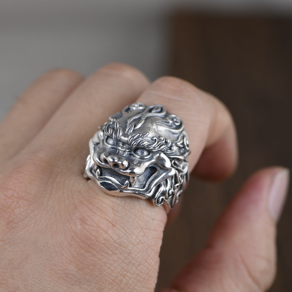 Antique Thai silver craft ring