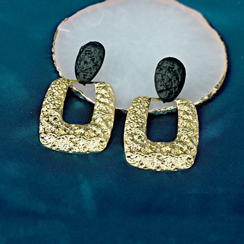 Exaggerated Metal Earrings Female European And American Temperament