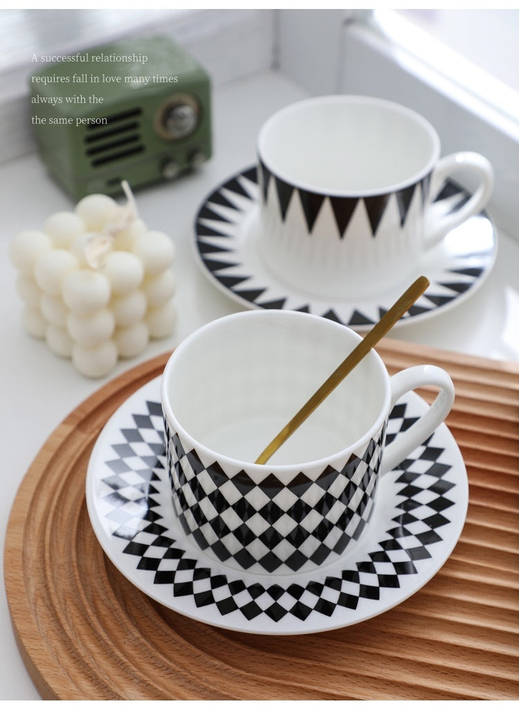 Coffee Cup Dish Suit Nordic Black And White Geometry European Creative Simple English Afternoon Tea Lovers Ceramic Cup