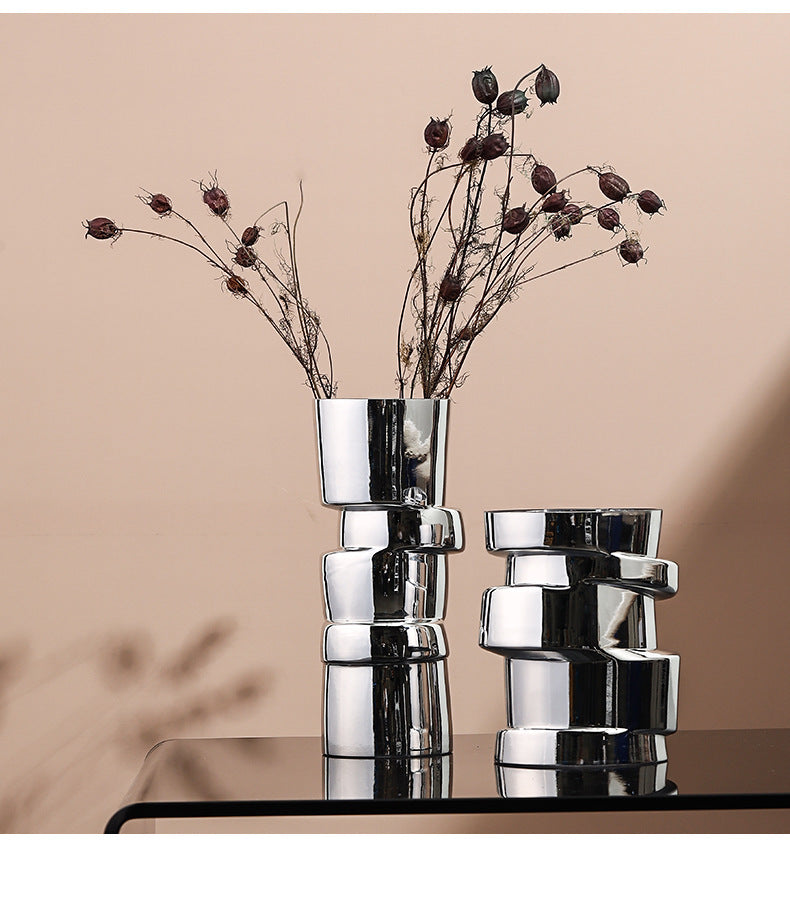 Vase en verre plaqué argent, petite décoration moderne pour salon.