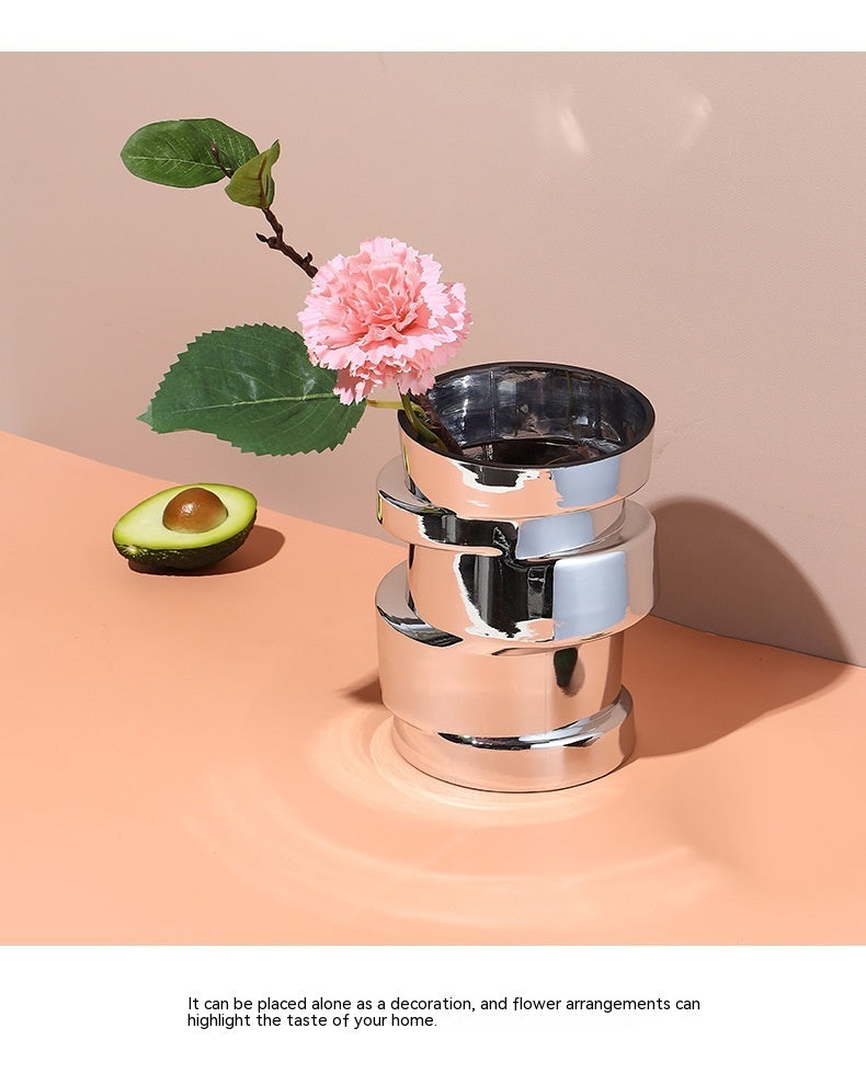 Vase en verre plaqué argent, petite décoration moderne pour salon.