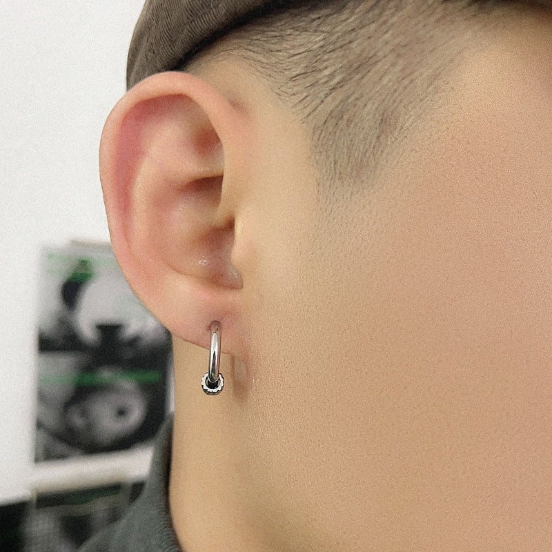 Clous d'oreilles simples punk hip-hop audacieux