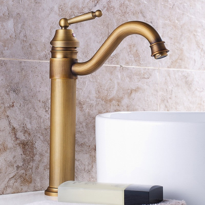 Robinet de lavabo de salle de bain antique en cuivre