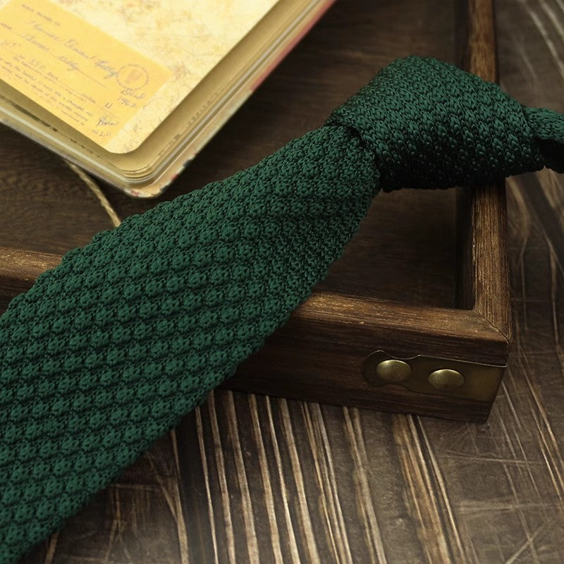 Cravate Tricotée Fine en Laine Style Universitaire pour Hommes et Femmes