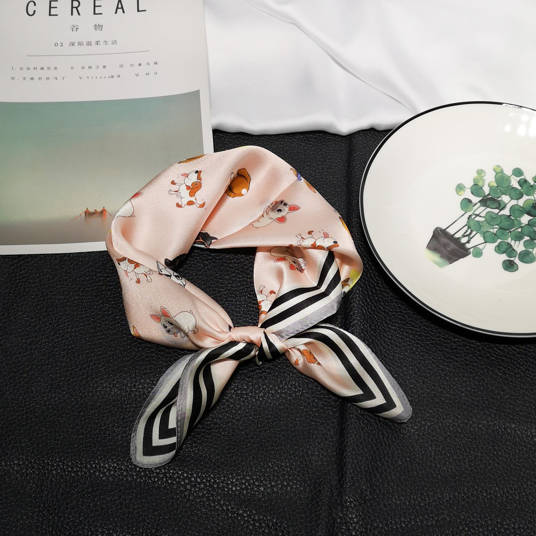Petite écharpe-bandana femme pour le cou