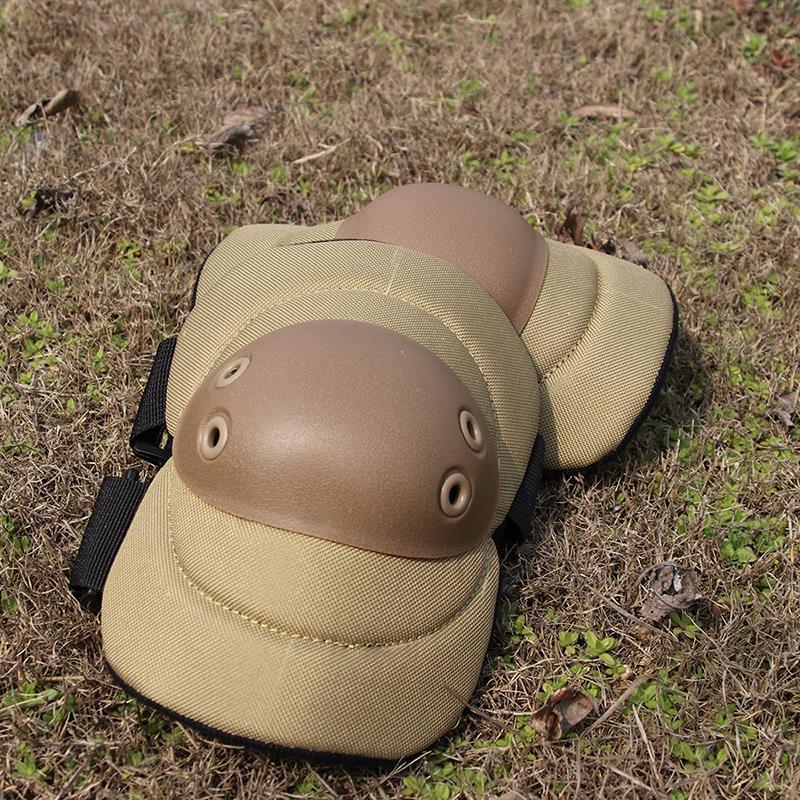Genouillères tactiques d'entraînement CS de combat pour la moto